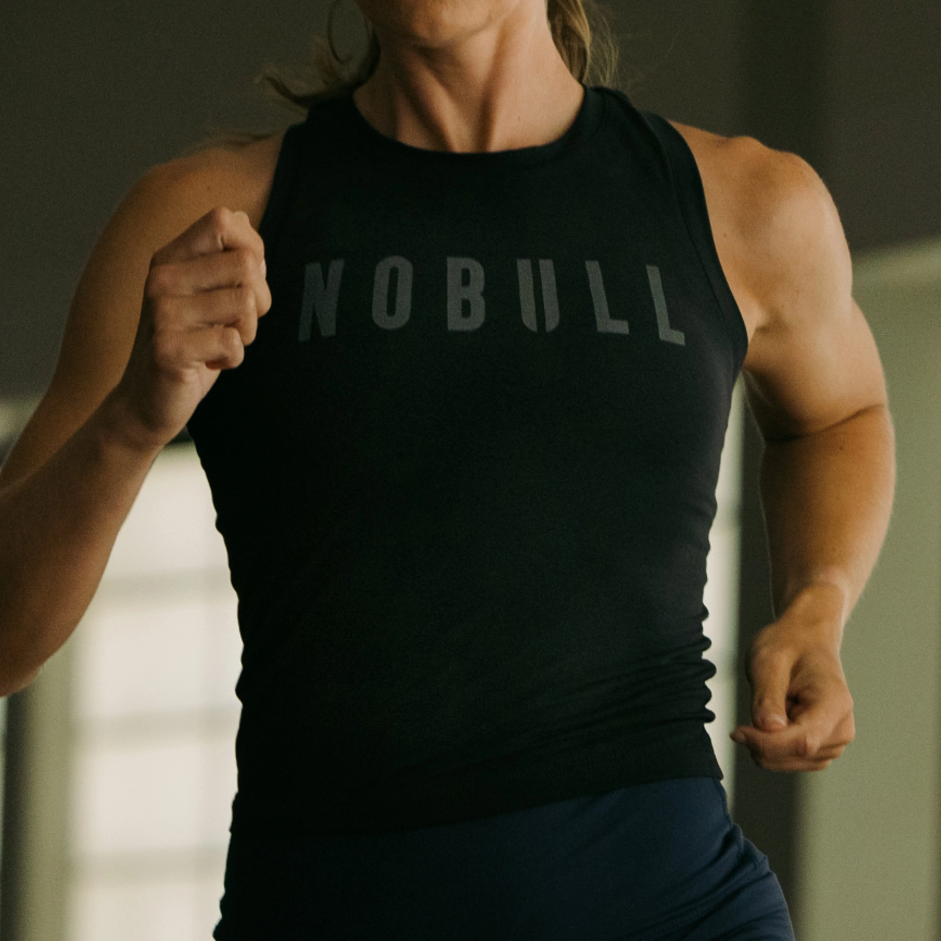 7196-women-s-nobull-fitted-tank-7.webp Women's NOBULL Fitted Tank